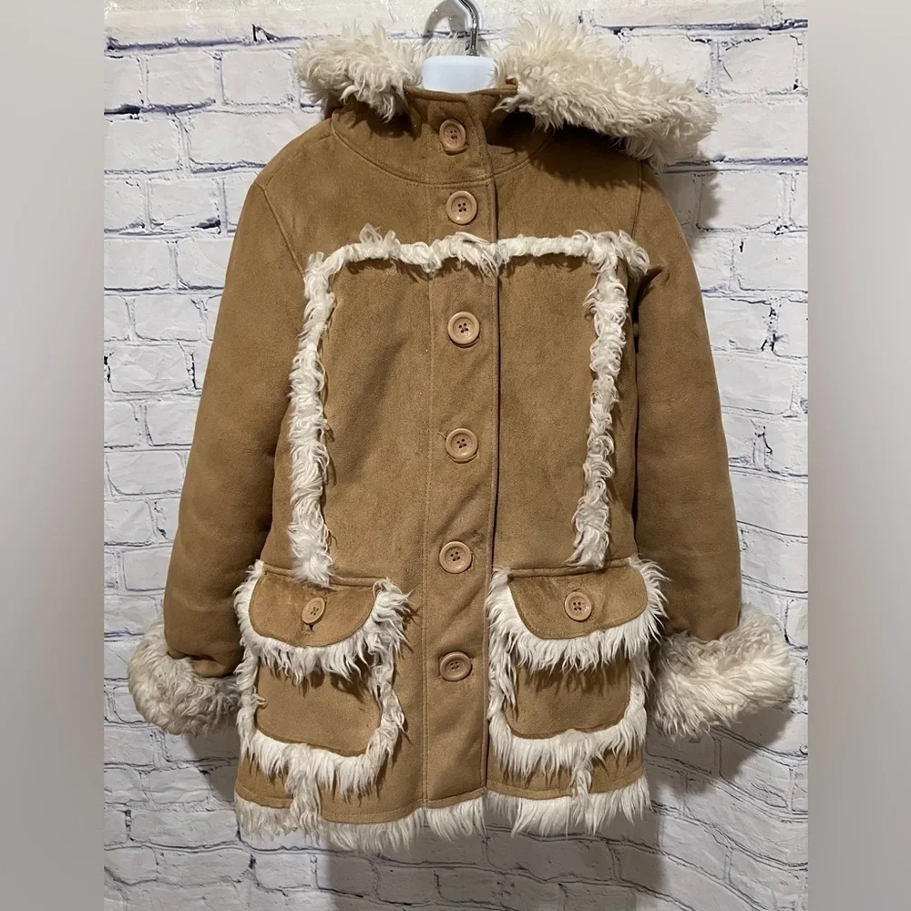 GAP Girls sheep skin like Brown coat with fur Lining Medium /8